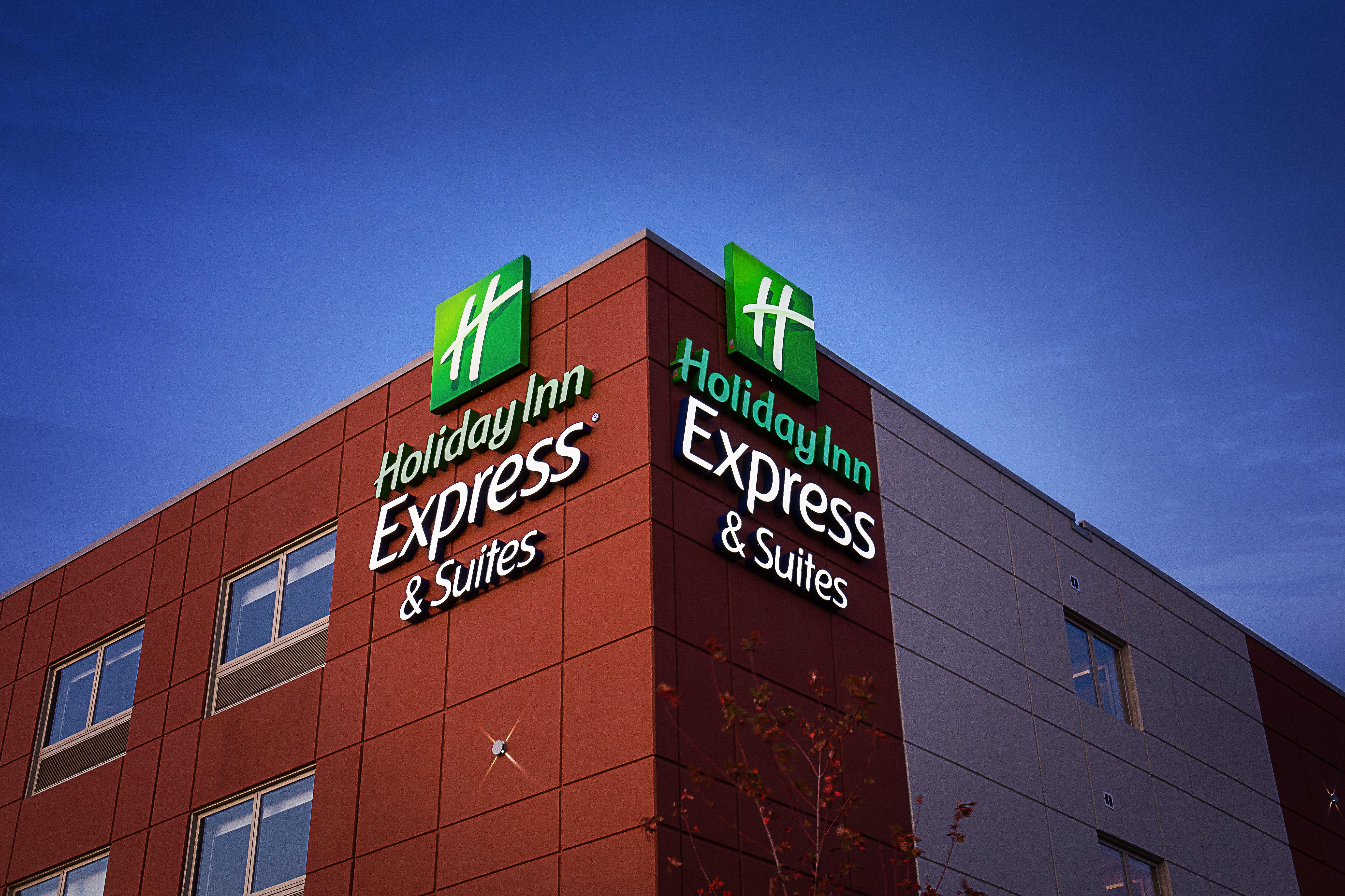 Holiday Inn Express & Suites - Halifax - Dartmouth Exterior photo